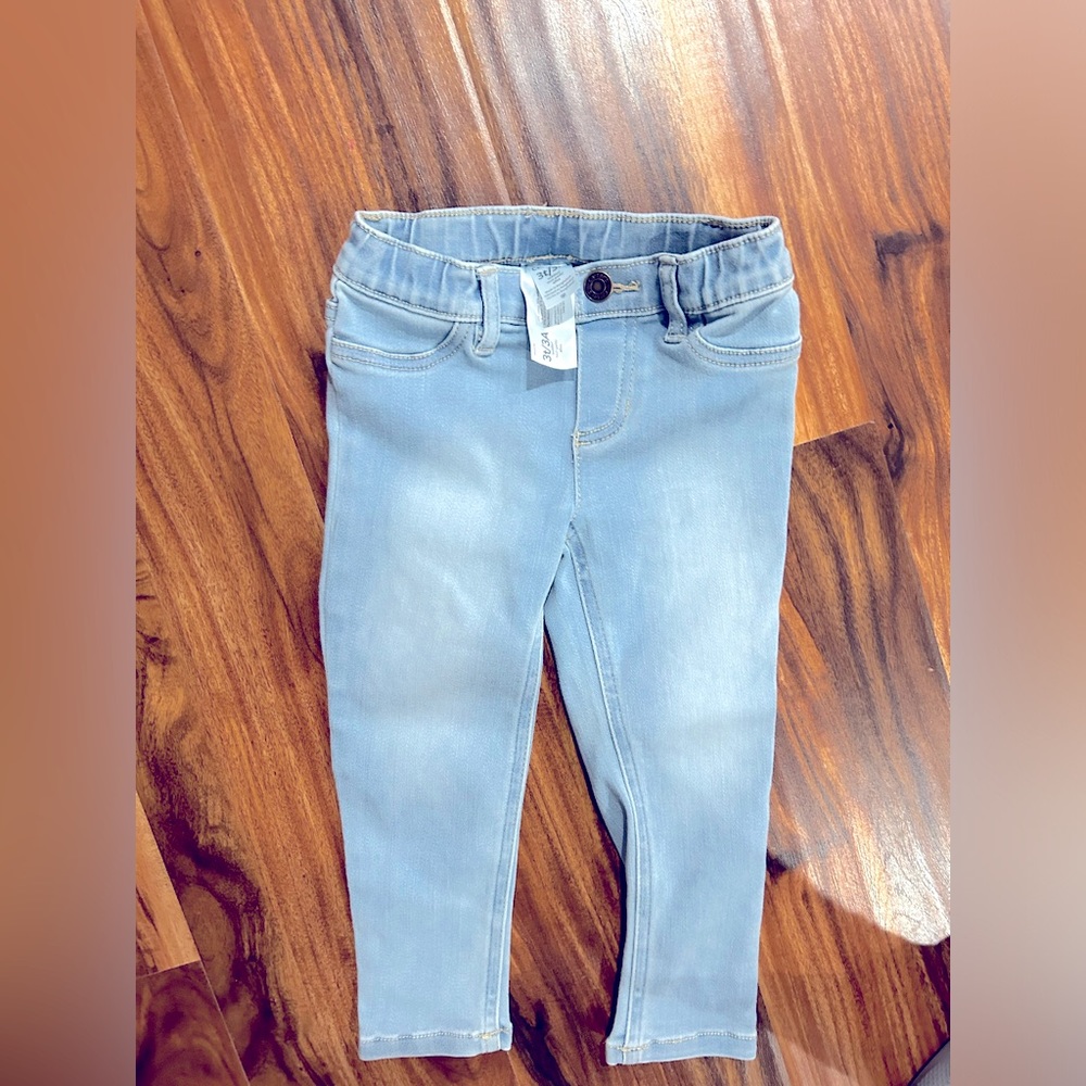 Carter’s Jeans/Jeggings size 3T- Like new condition